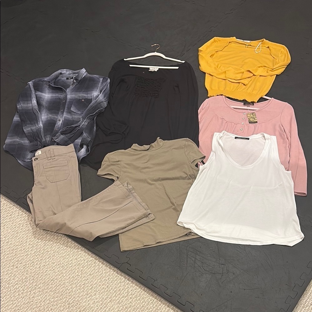 small bundle Assorted Women's Clothing Bundle